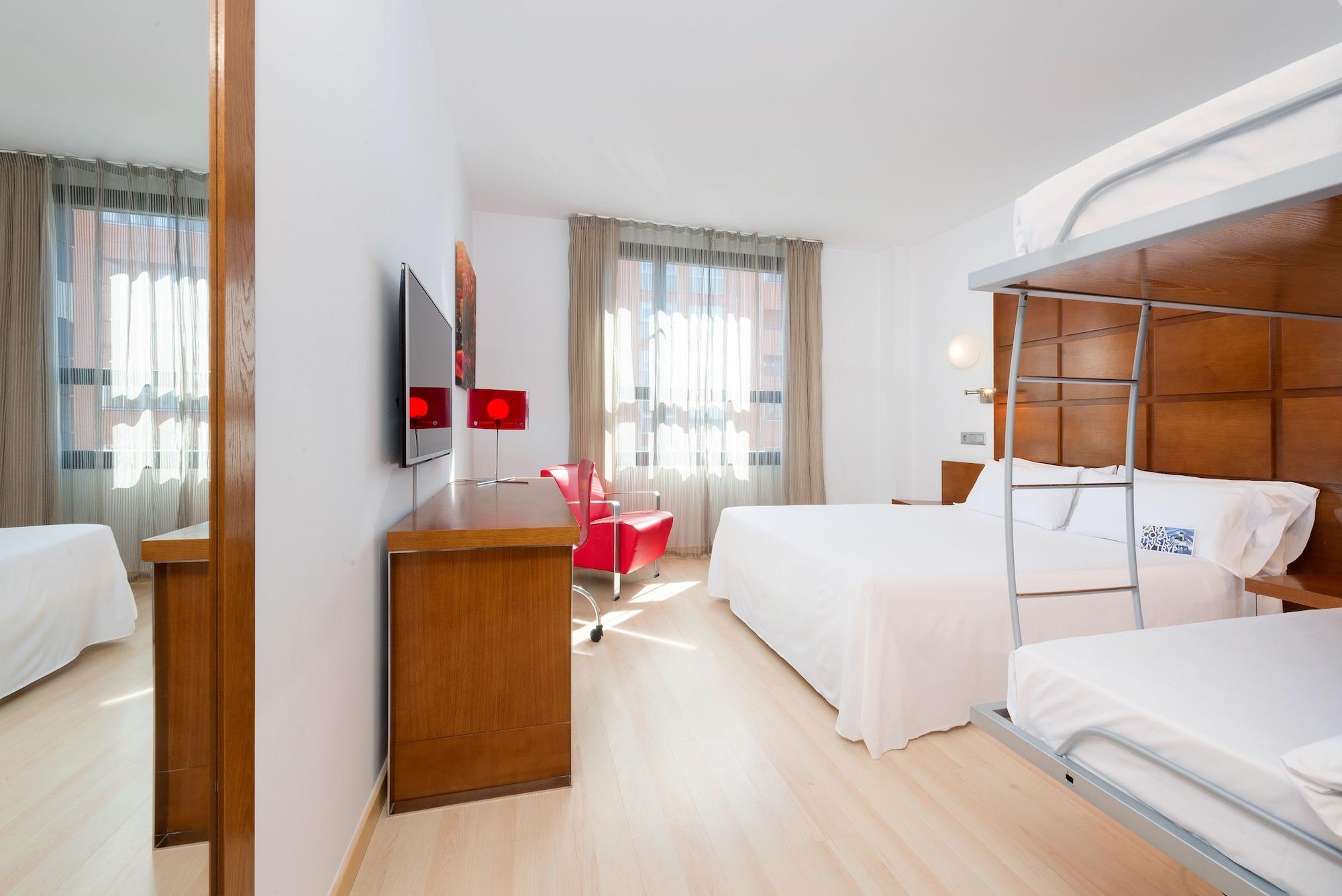 Hotel Zentral Ave Сарагоса Екстериор снимка