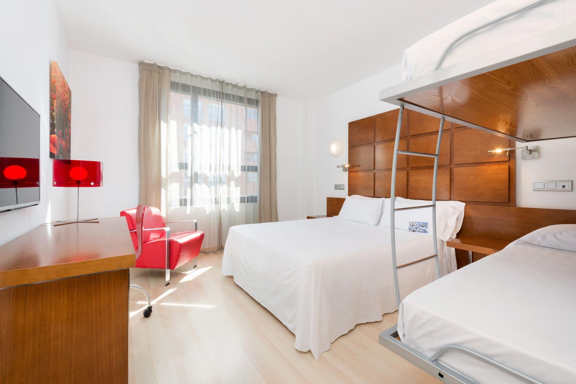 Hotel Zentral Ave Сарагоса Екстериор снимка