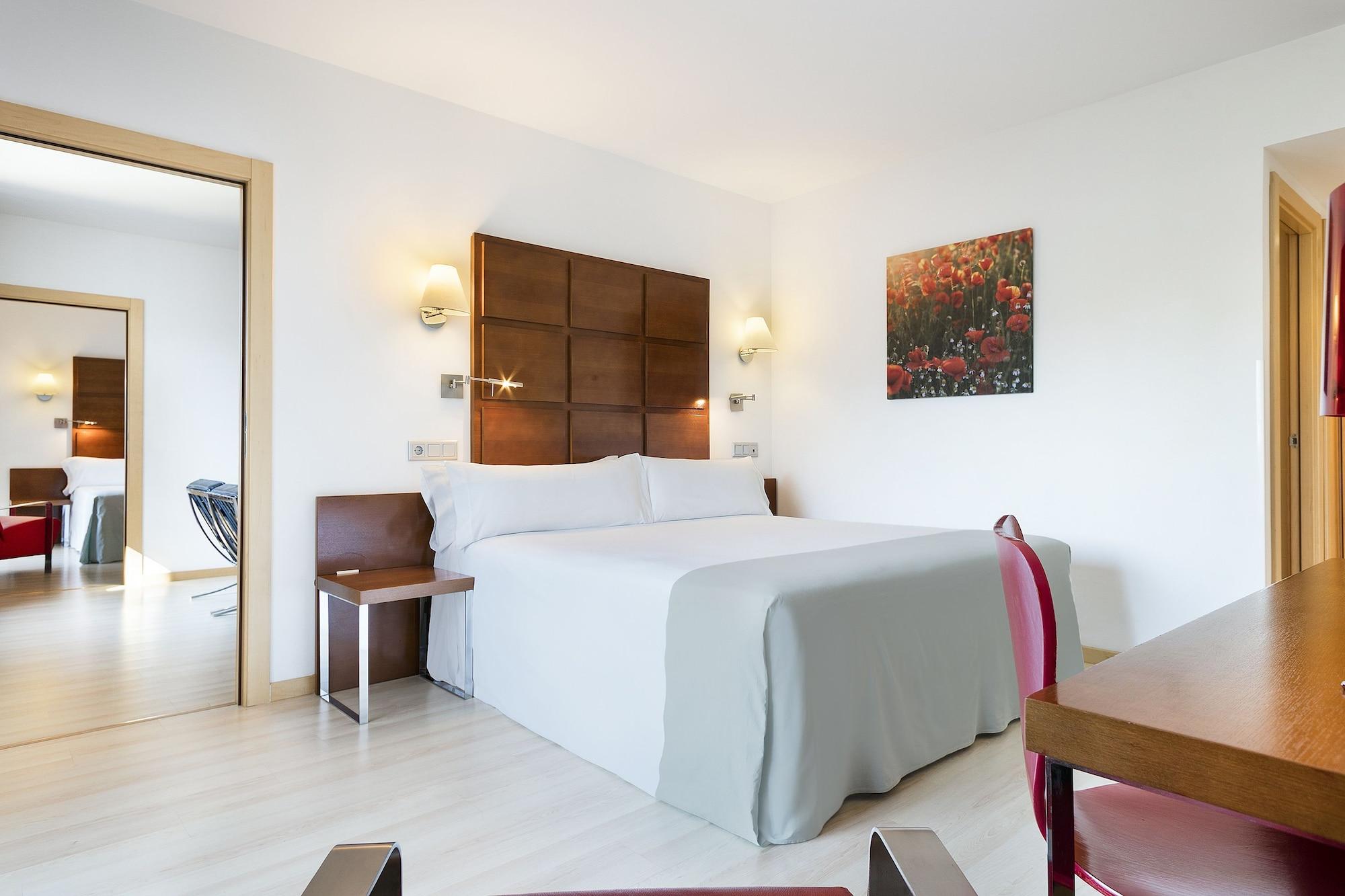 Hotel Zentral Ave Сарагоса Екстериор снимка